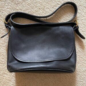 Vintage Coach 4150 Made in USA Fletcher Saddle Bucket Crossbody Bag Flap Black